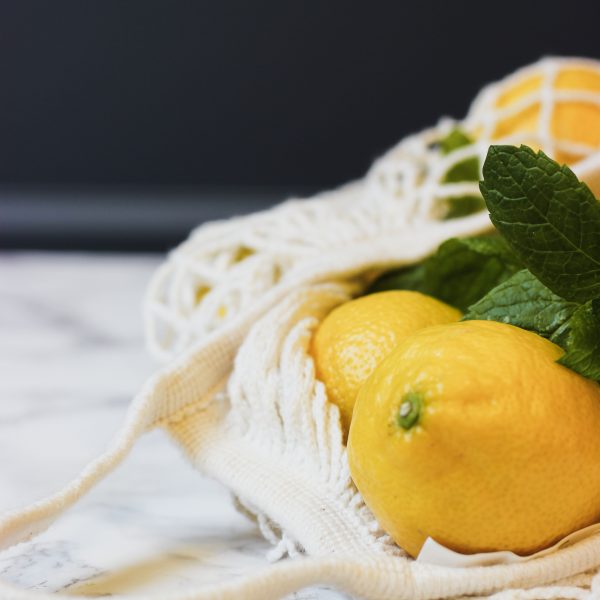 lemons with reusable bag